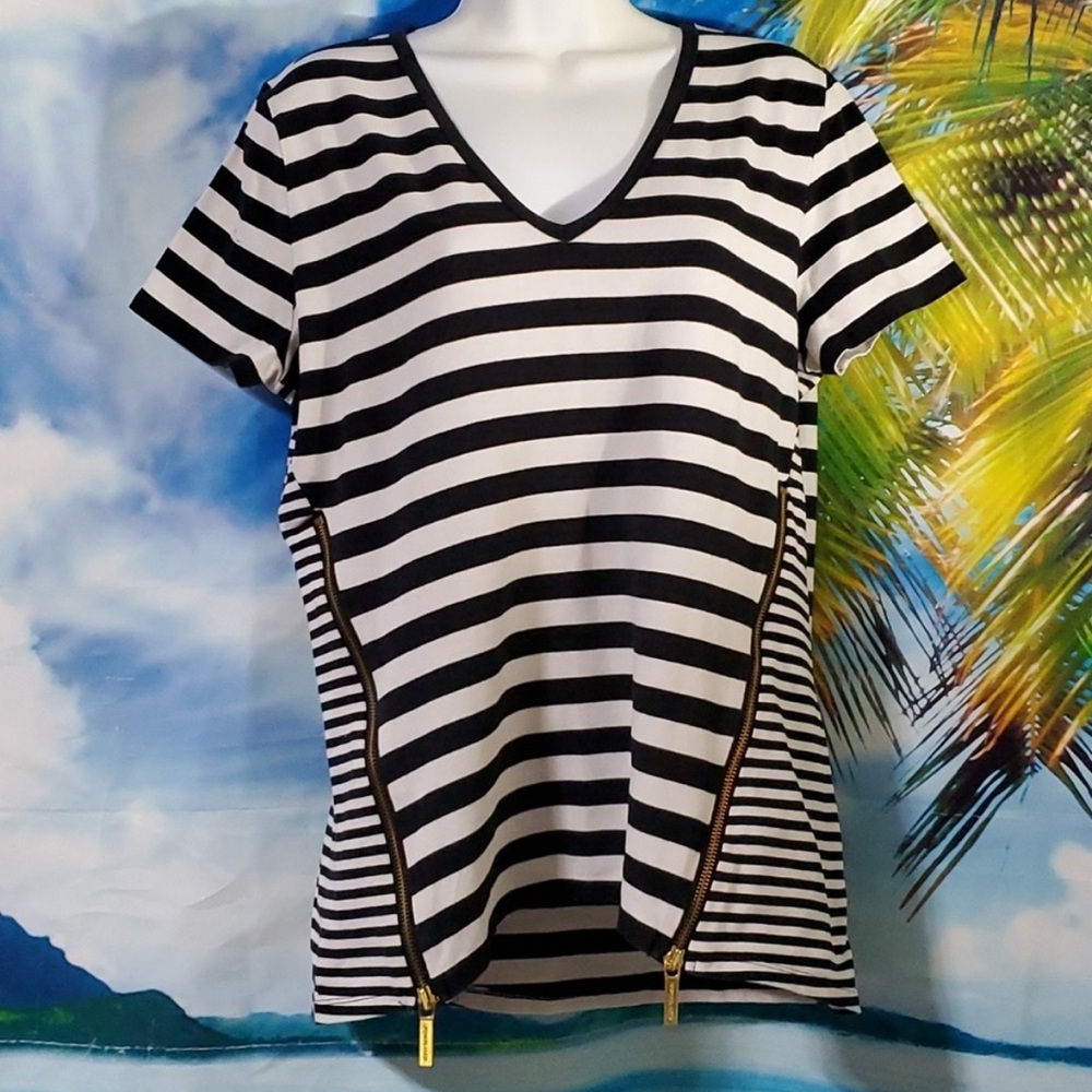 Michael Kors zip top